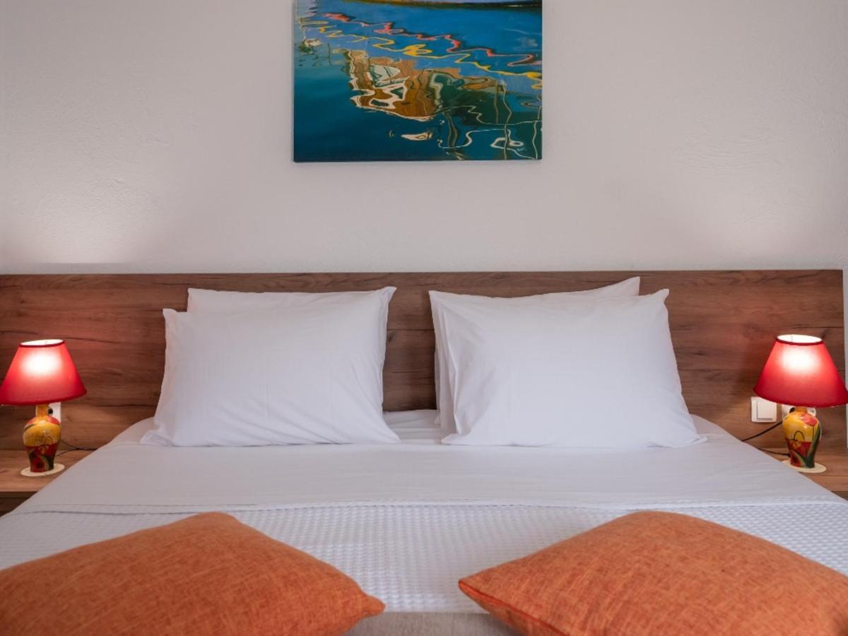 Atalanti Seaside Junior Suites Keratókambos Ngoại thất bức ảnh