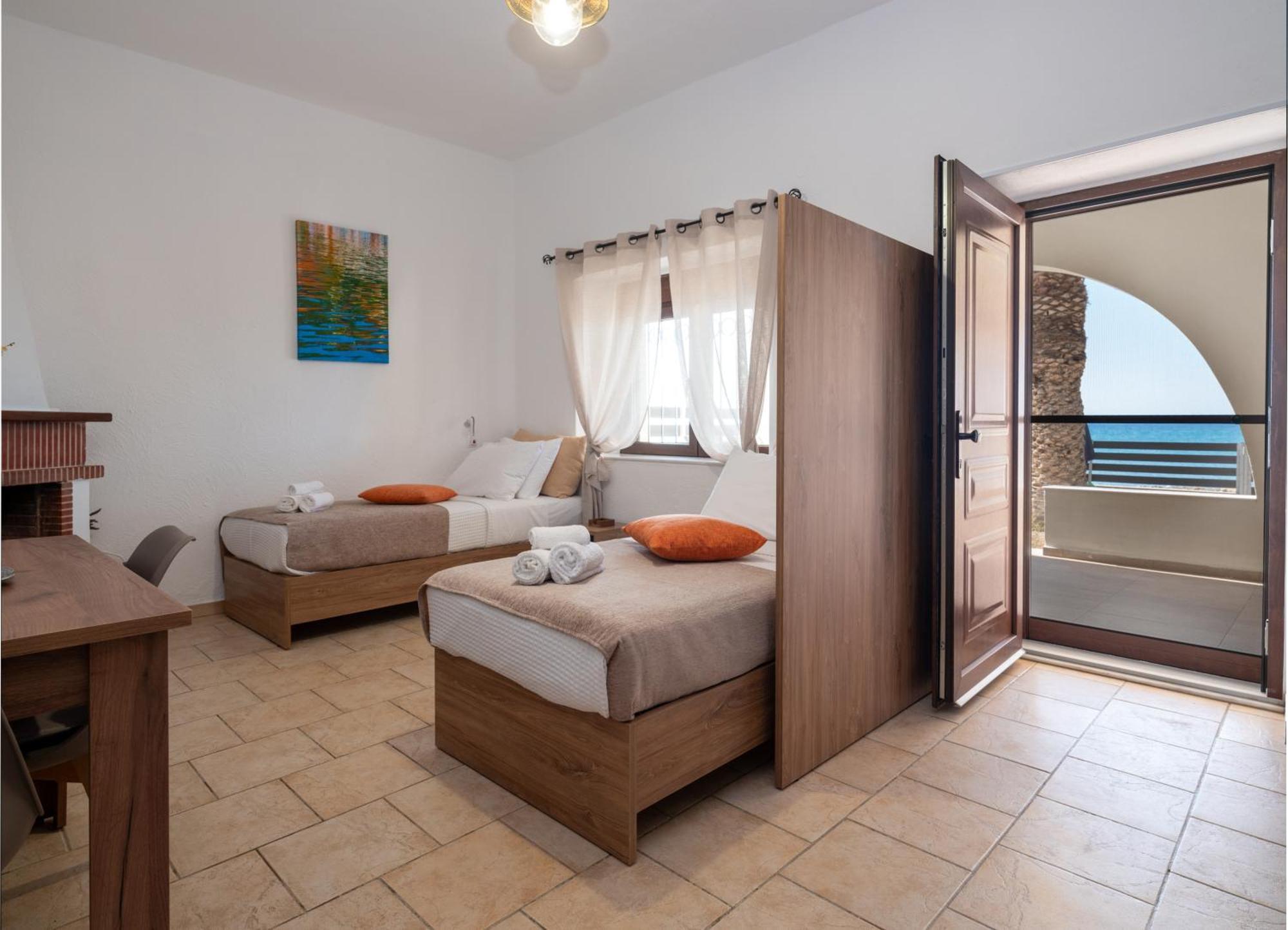 Atalanti Seaside Junior Suites Keratókambos Ngoại thất bức ảnh